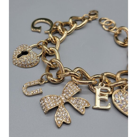 Guess Gold Tone Clear Rhinestone Heart Bow Dangle Charm Chain Link Bracelet B1A - Picture 3 of 11